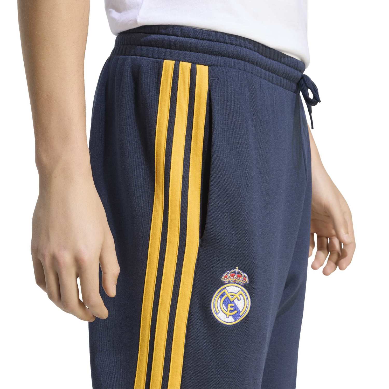 Mens adidas DNA Pants 26/27 Navy - Image 5