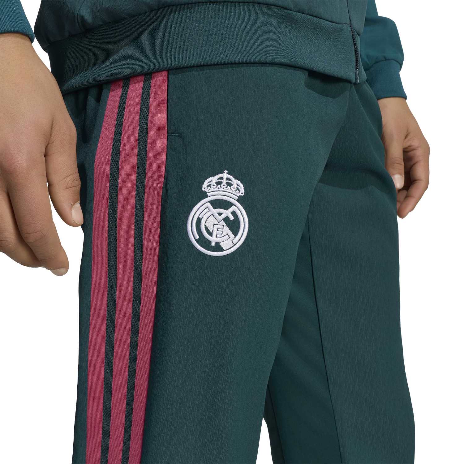 Mens adidas Training Tracksuit Pants 26/27 Green - Image 3