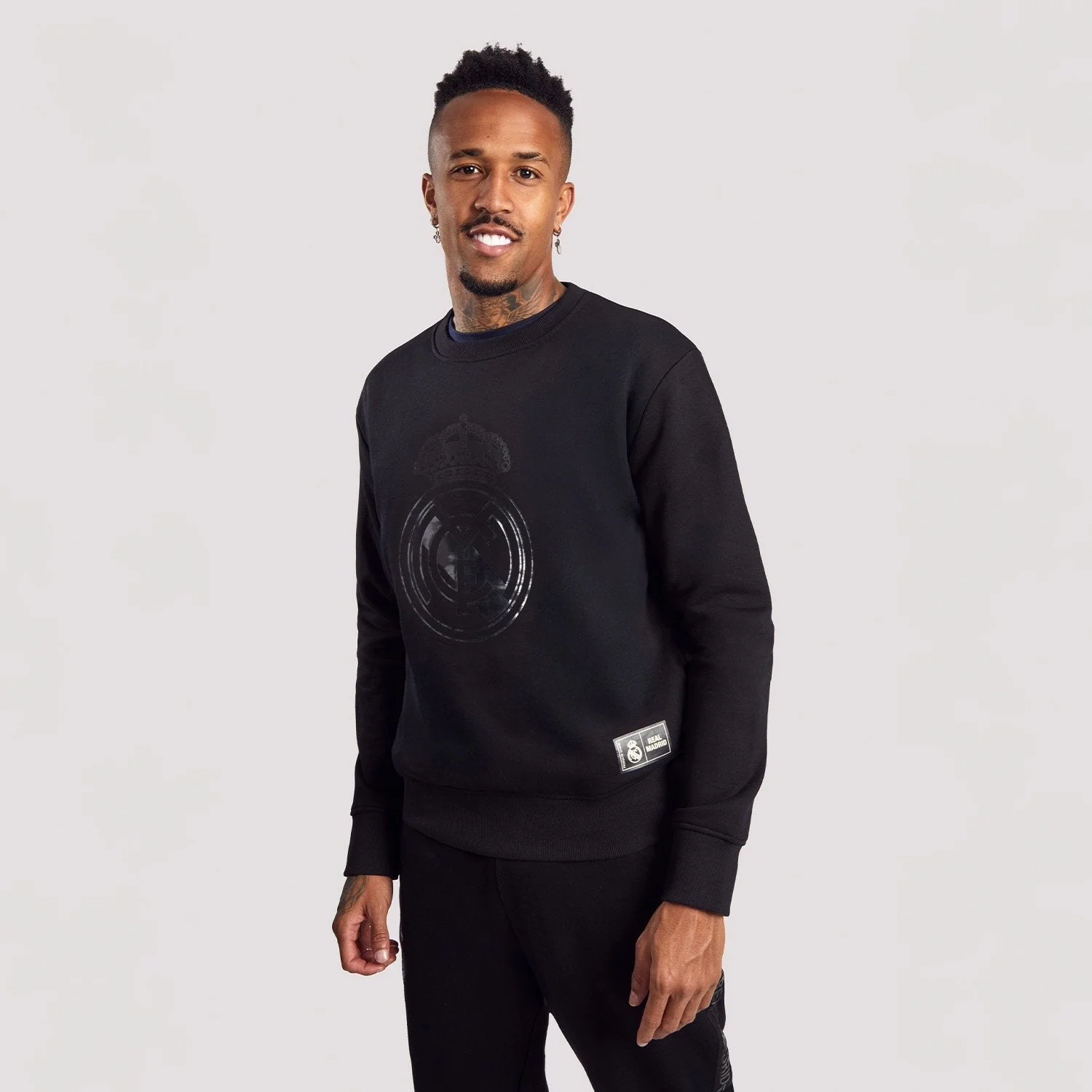 Mens Blackout Sweatshirt Crest Black Real Madrid - Image 2