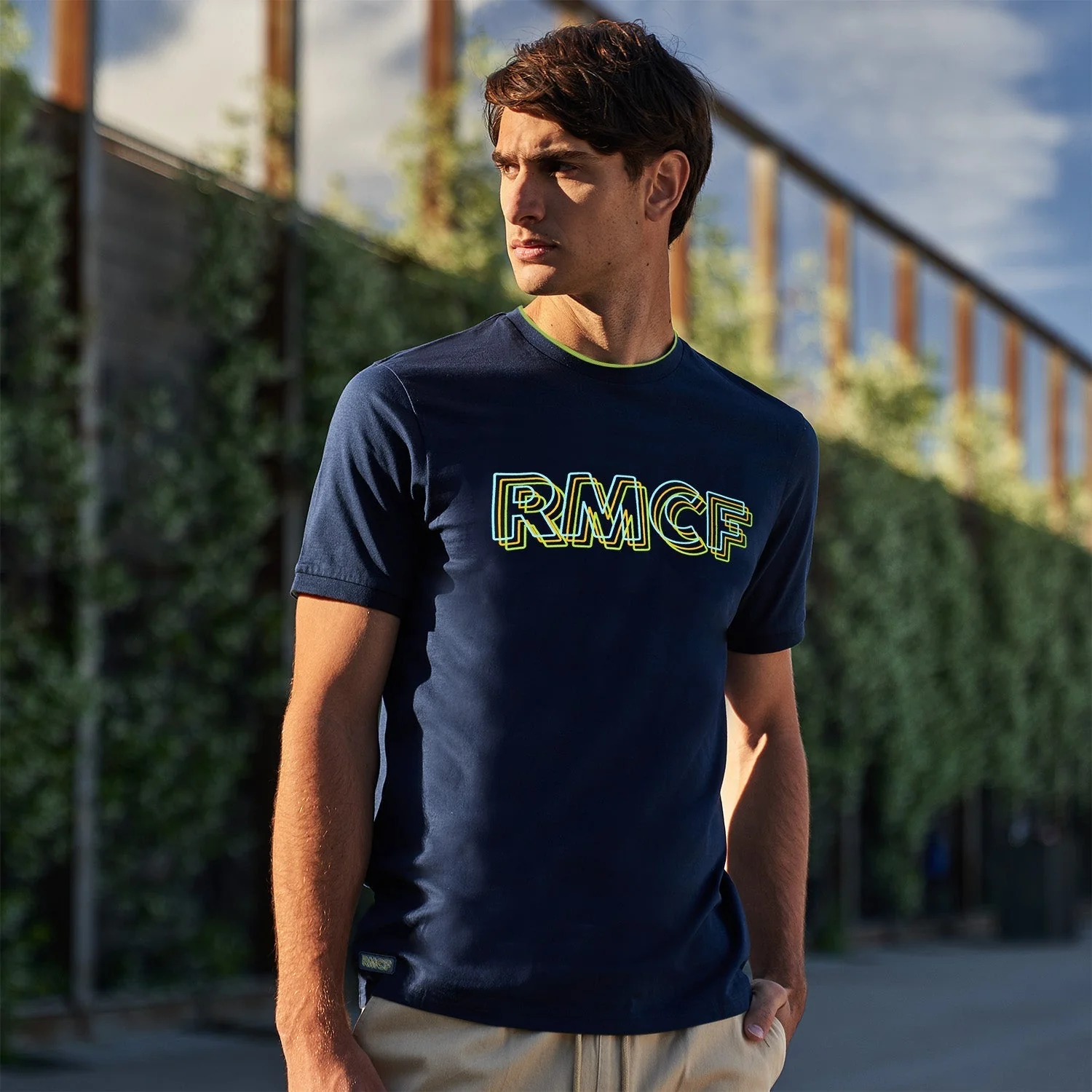 Bernabéu Neon Lights Mens RMCF Embroiry Logo T-Shirt Navy - Image 2
