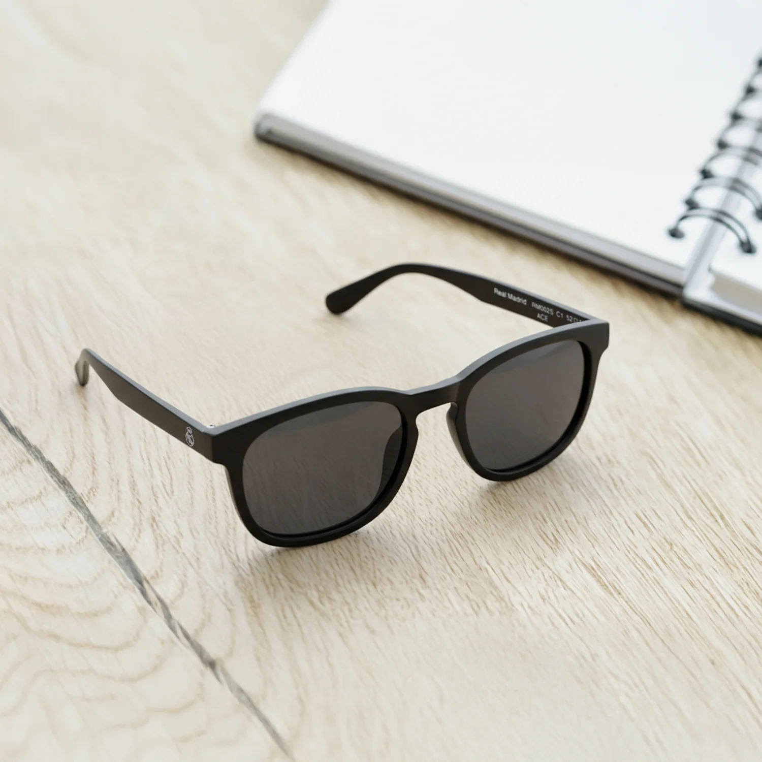 Round Real Madrid Acetate Sunglasses Black - Image 2